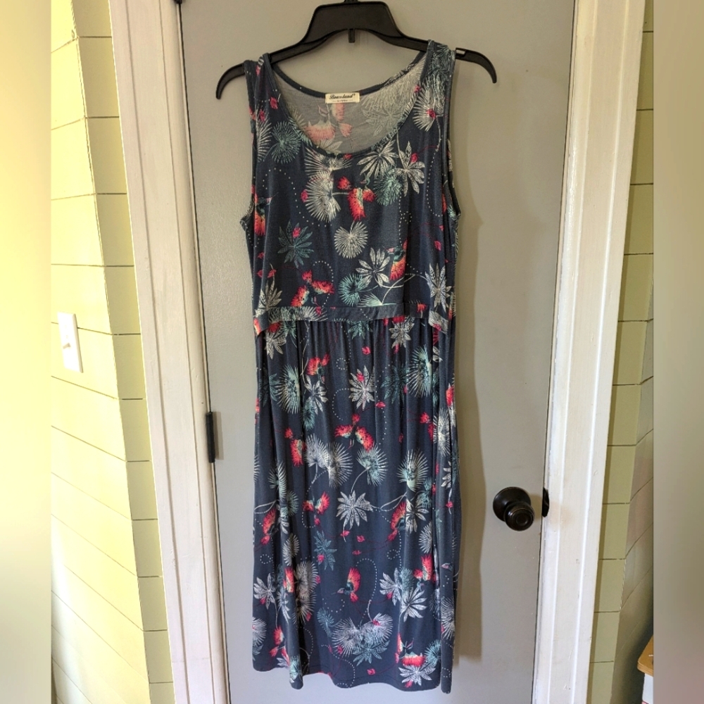 Size medium bearsland nursing dress